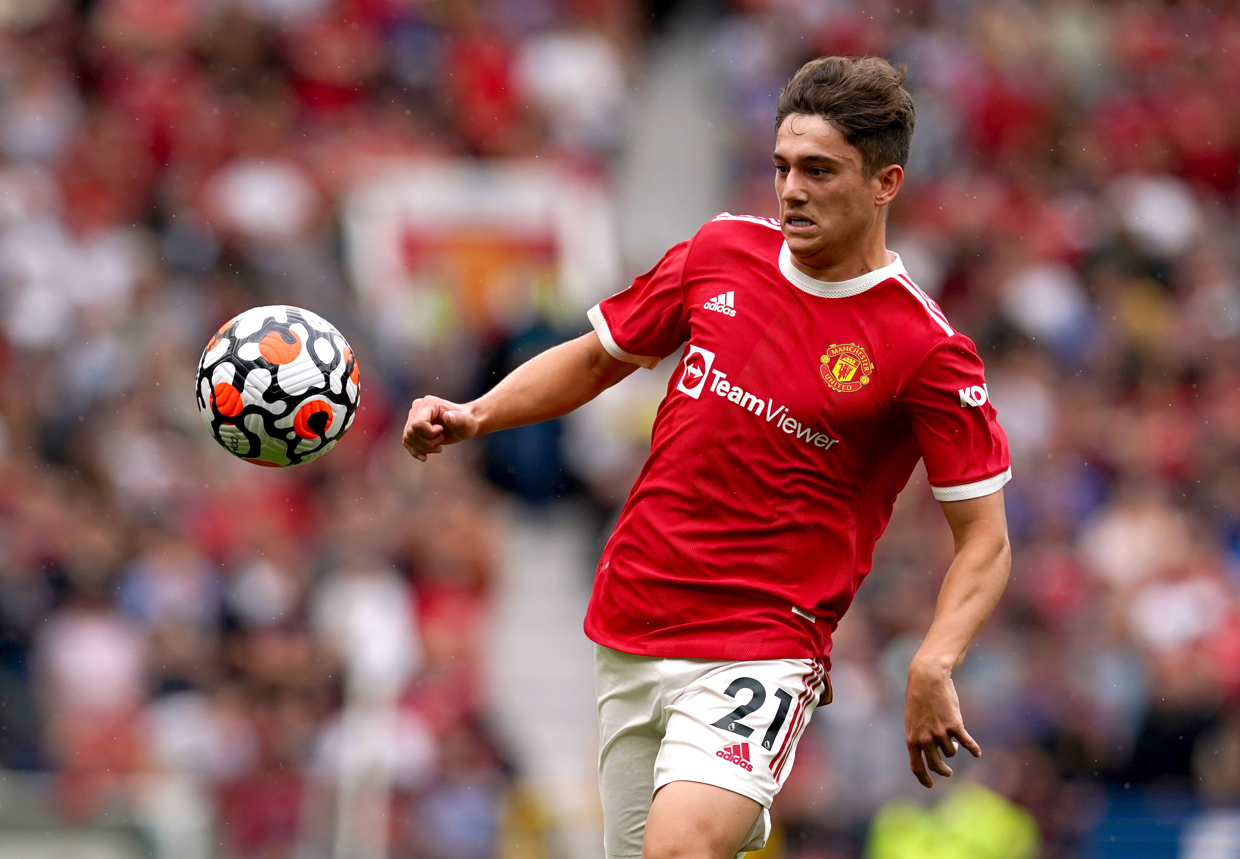 Daniel James is set to join Leeds